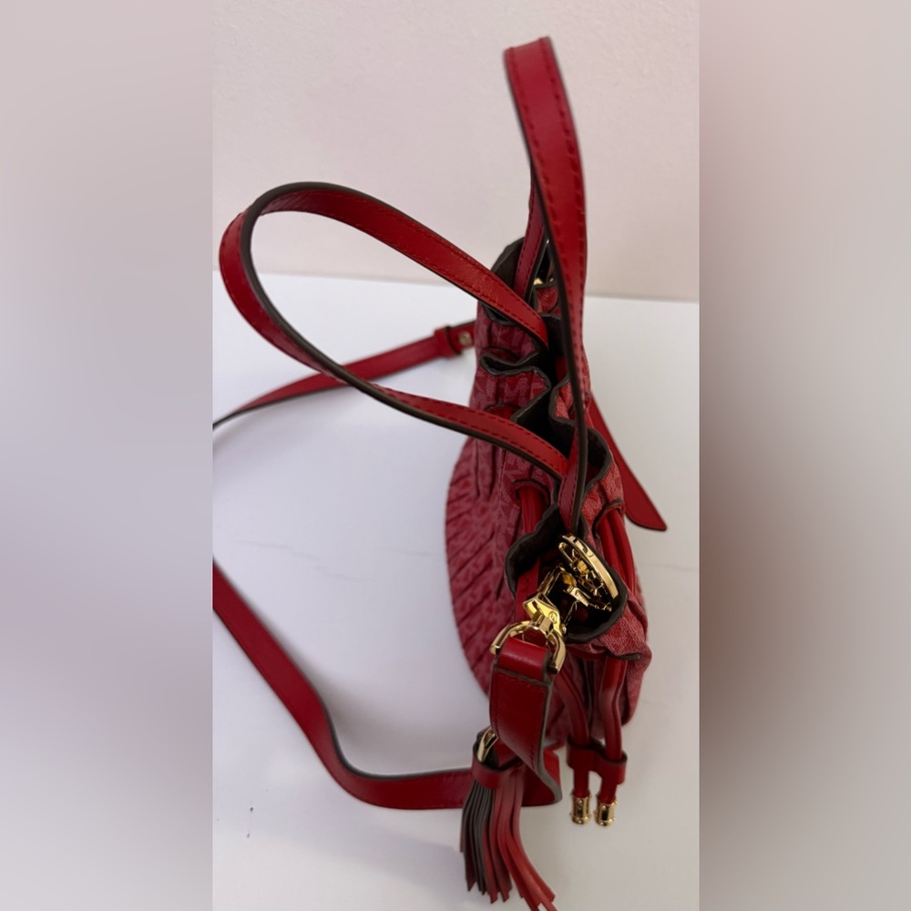 Michael Kors Willa Bucket‎ Bag EUC - Picture 5 of 11